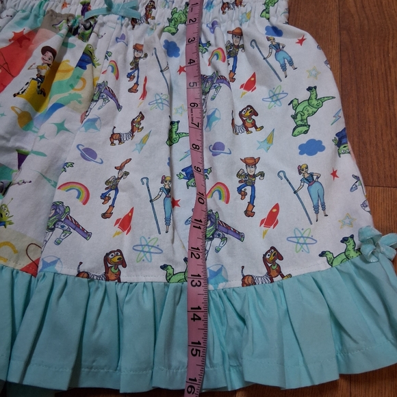 Womens Disneys Toy Story Print Ruffle Shorts - Picture 7 of 7